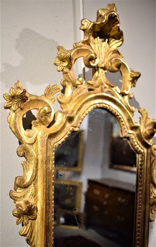 Paire d'élégants miroirs 